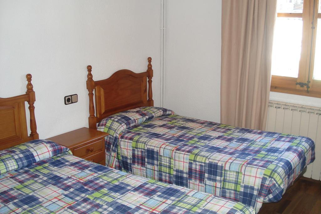 Apartaments Pont Romanic Espot Δωμάτιο φωτογραφία